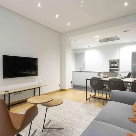 The Collection - Legazpi Apartment San Sebastian