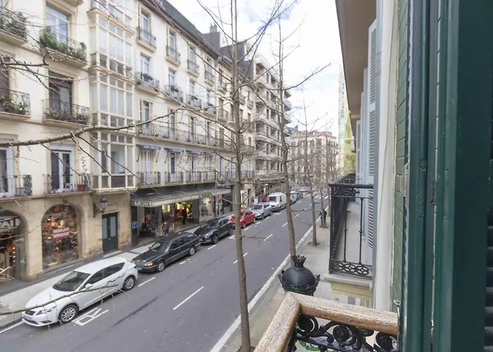 The Collection - Legazpi 圣塞瓦斯蒂安